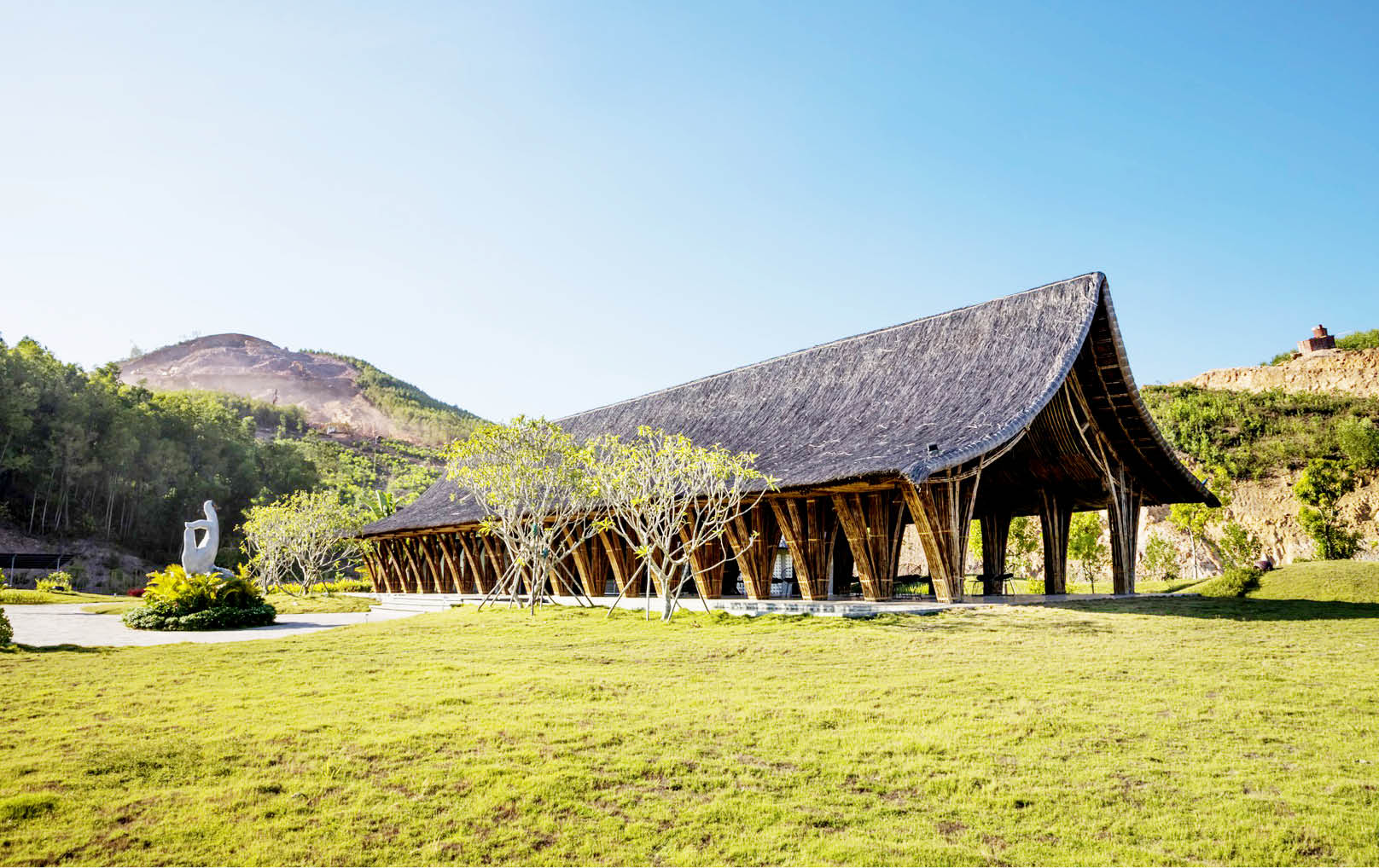 Công viên nghĩa trang hoà cùng thiên nhiên