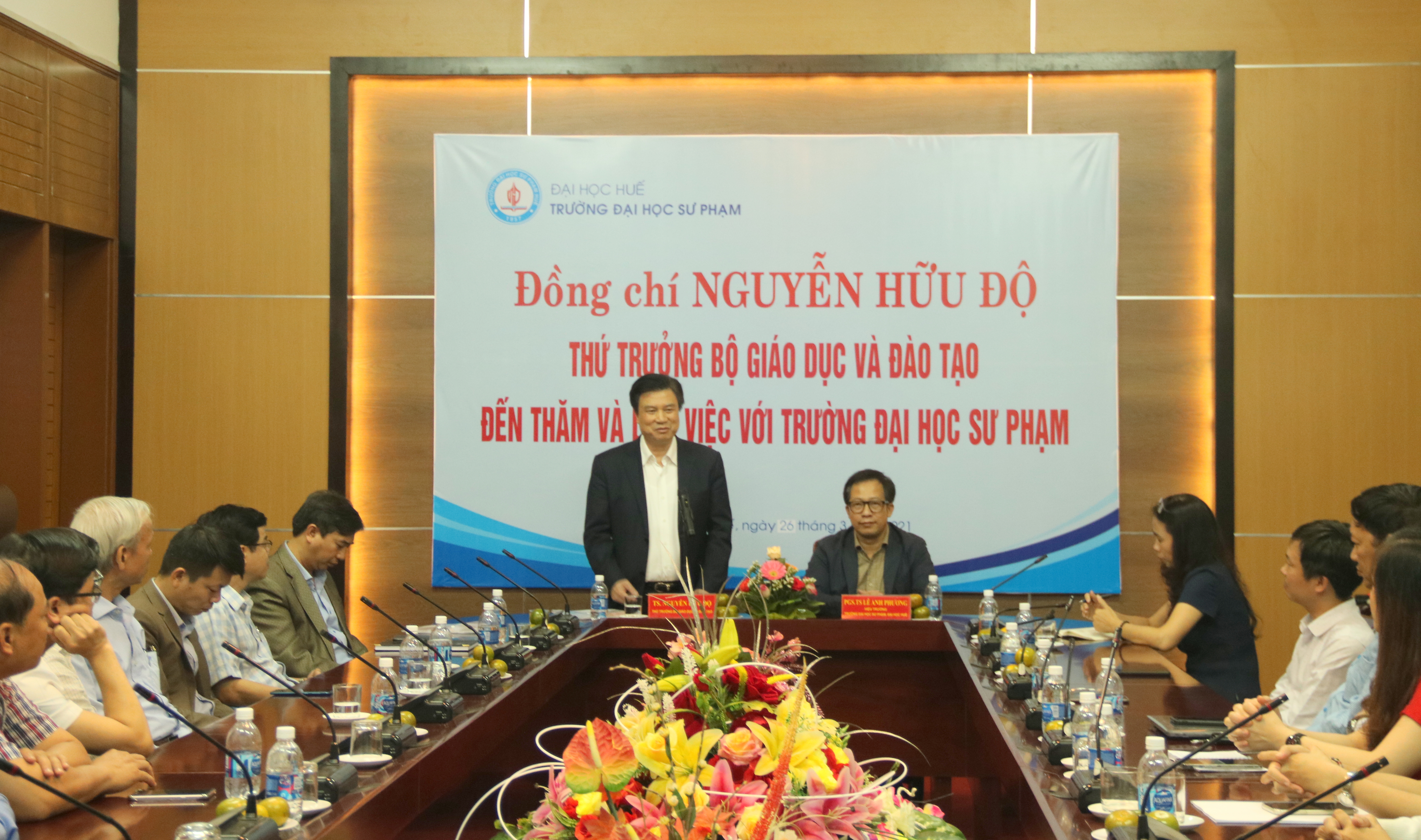 Thứ trưởng Nguyễn Hữu Độ đánh giá cao đóng góp của Trường ĐH Sư phạm