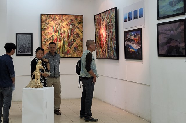 Cảm xúc “Tháng ba”