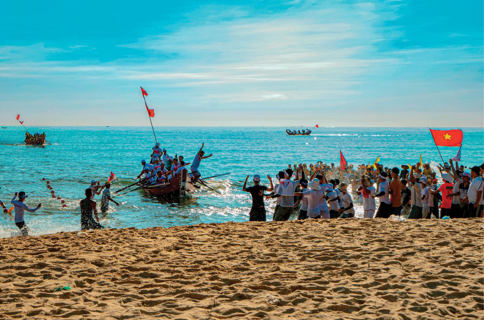 Boat racing on the sea