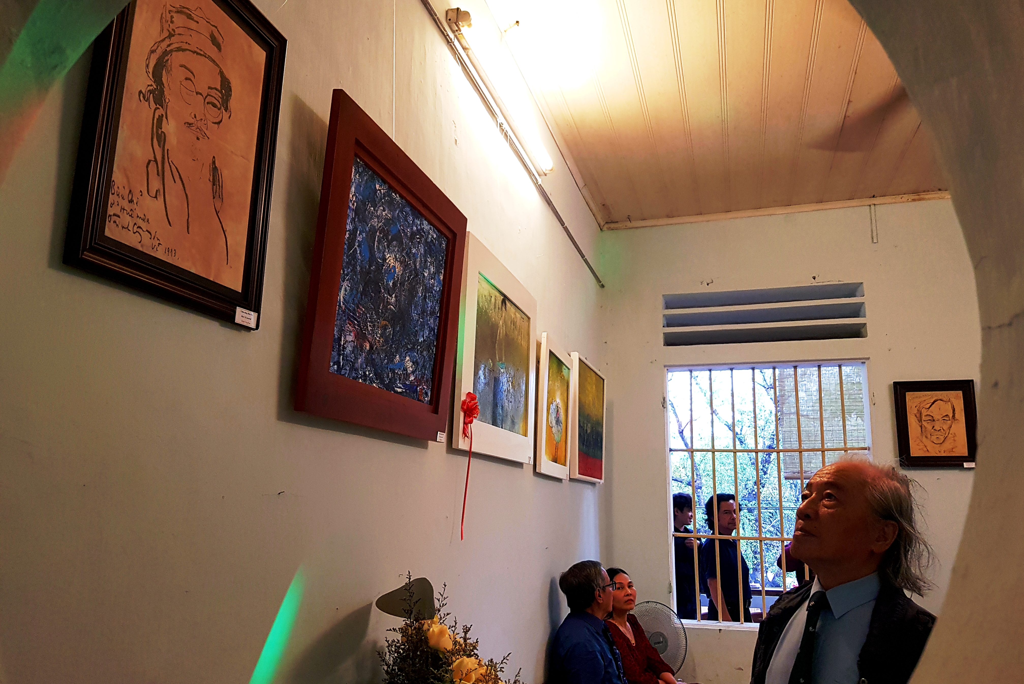 Trịnh Công Sơn thường làm việc khi mọi người đã ngon giấc