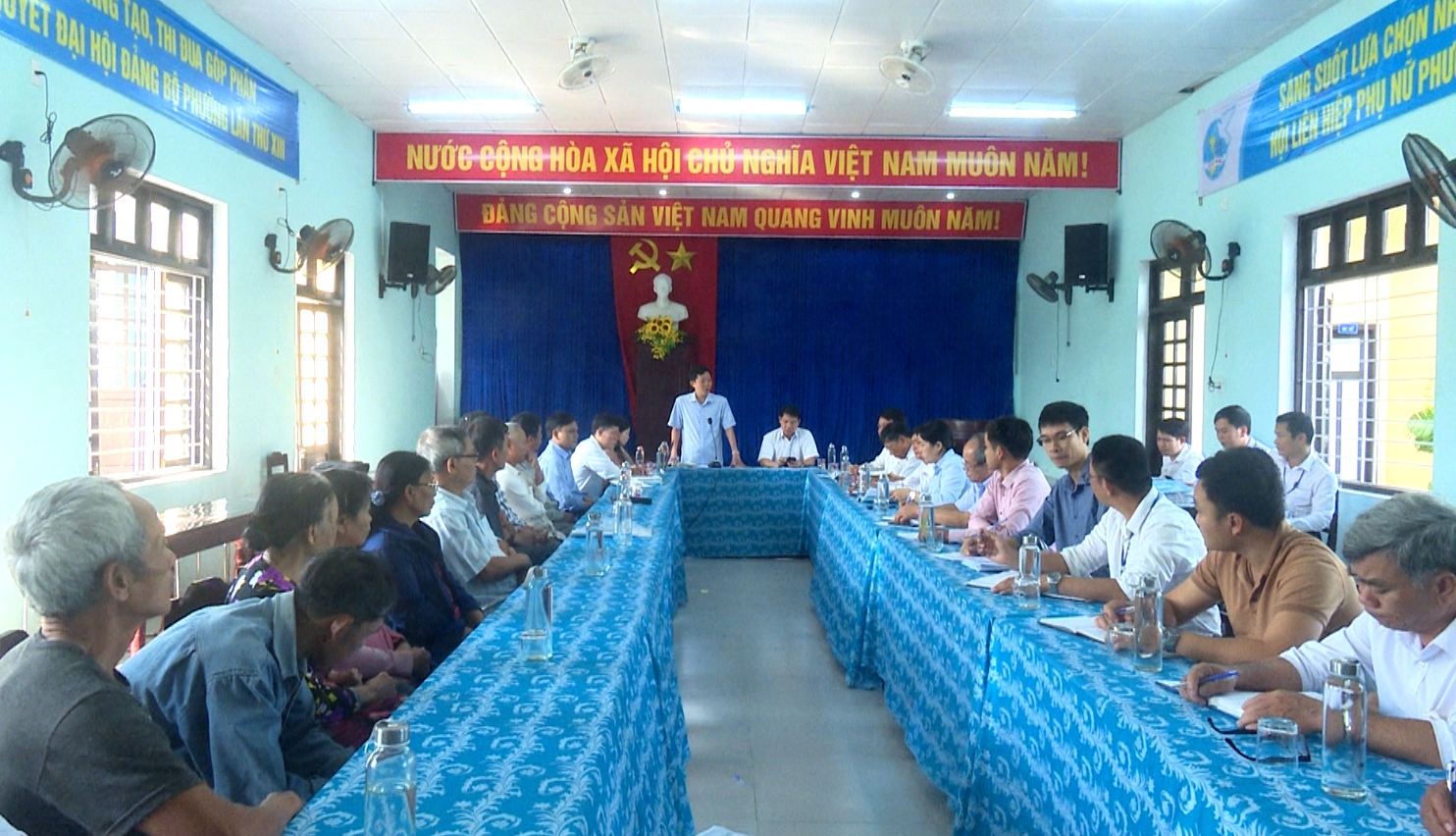 Đối thoại với các hộ dân ảnh hưởng giải phóng mặt bằng tuyến đường 12B