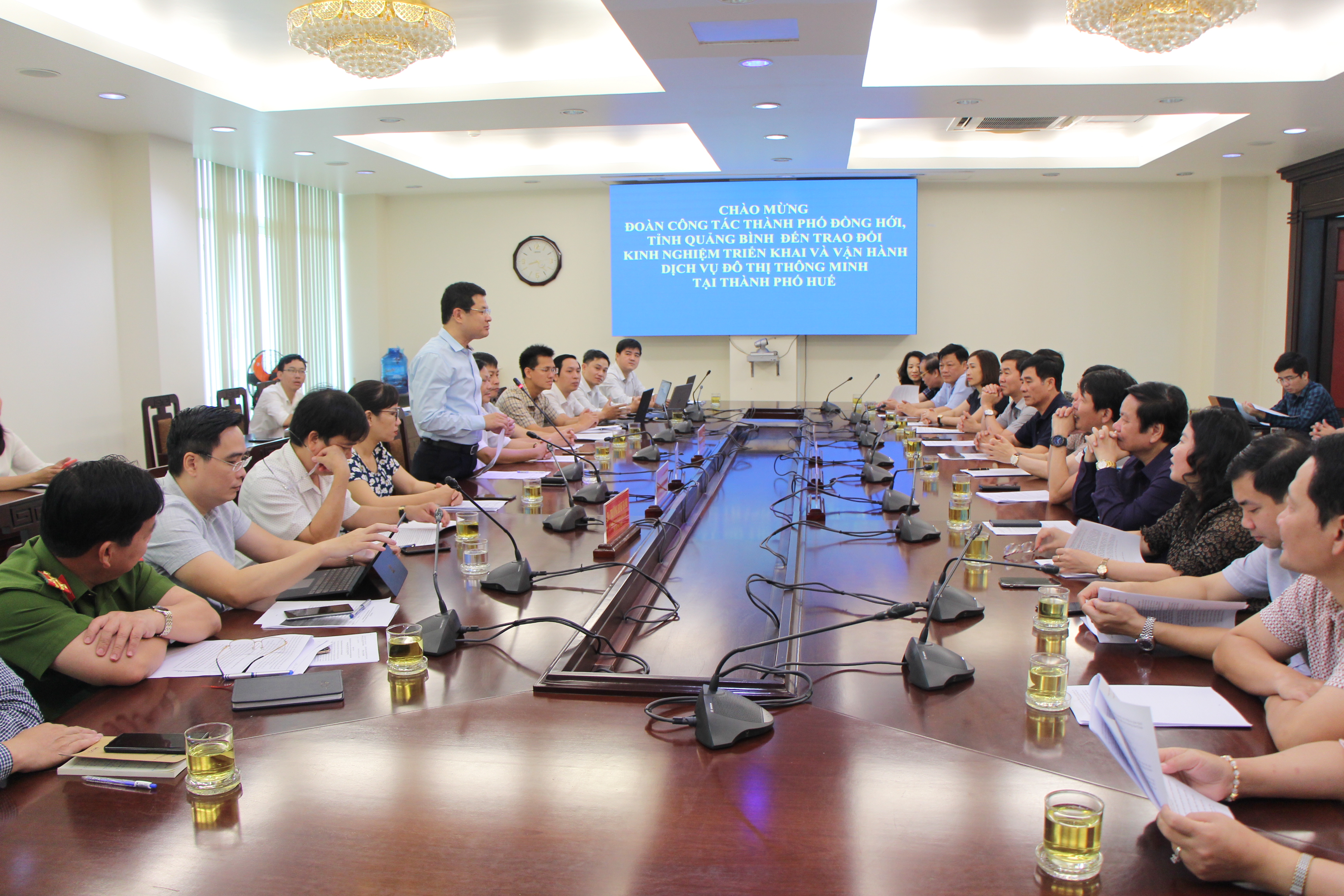 Chia sẻ kinh nghiệm triển khai và vận hành dịch vụ đô thị thông minh