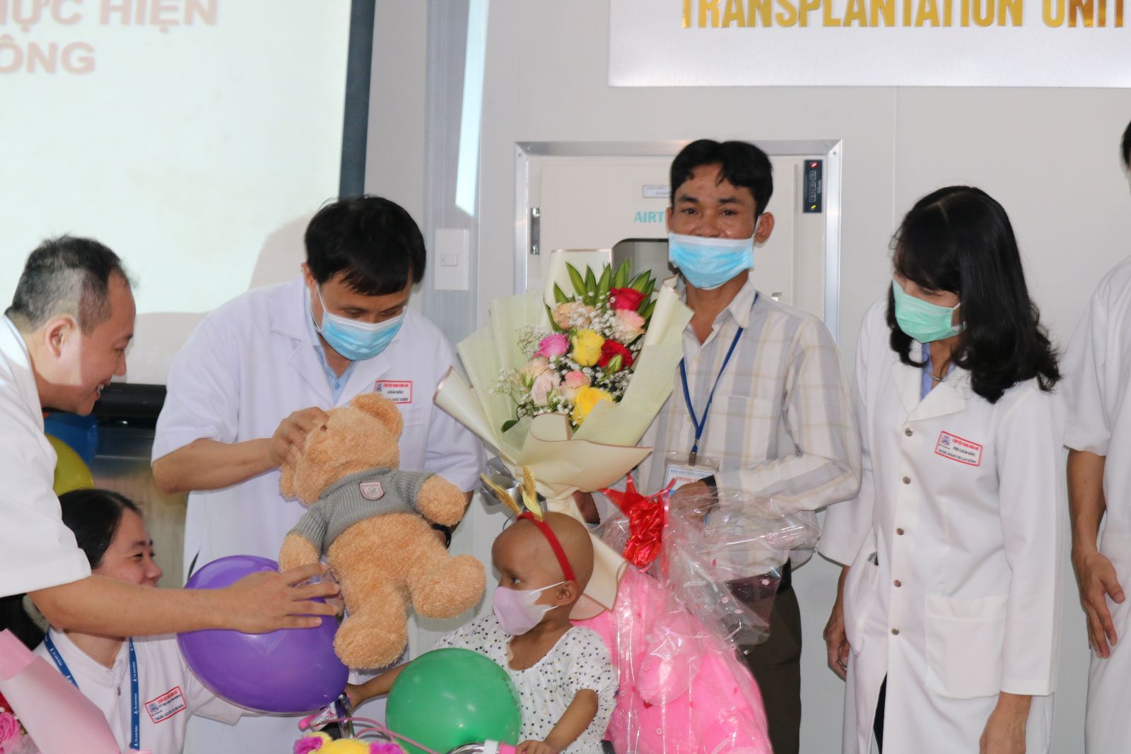 The first successful case of stem cell transplant in the treatment for retinoblastoma