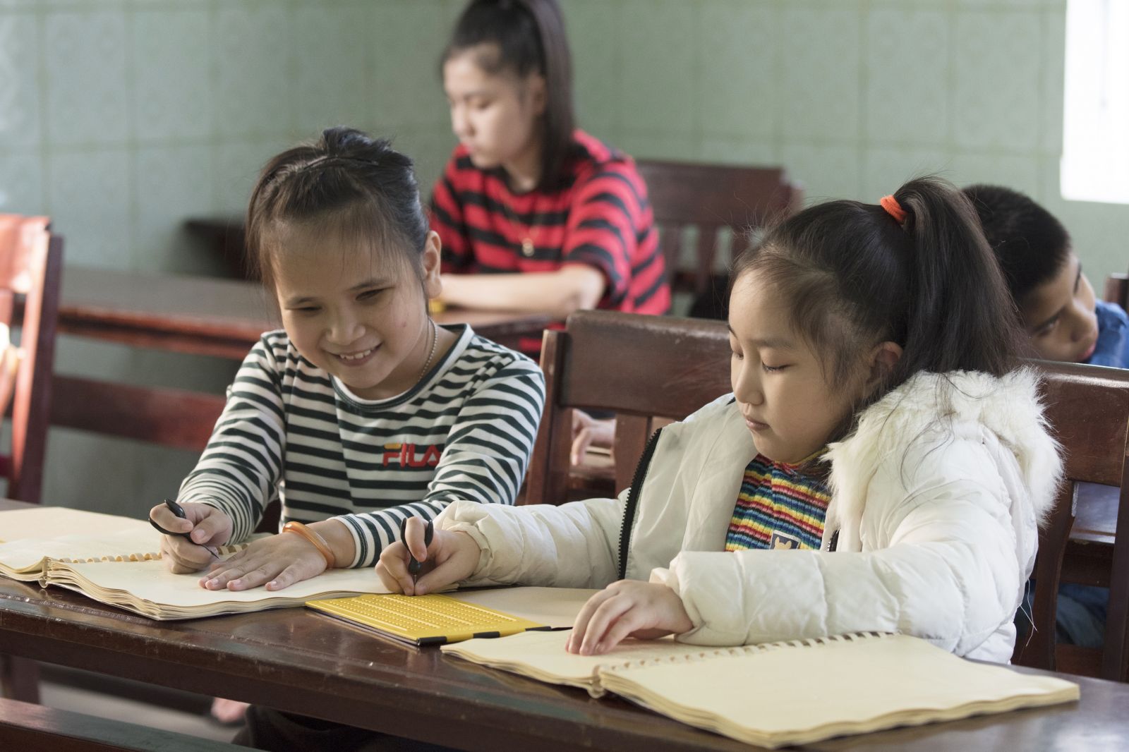 Nhiều hoạt động chăm lo cho người khiếm thị