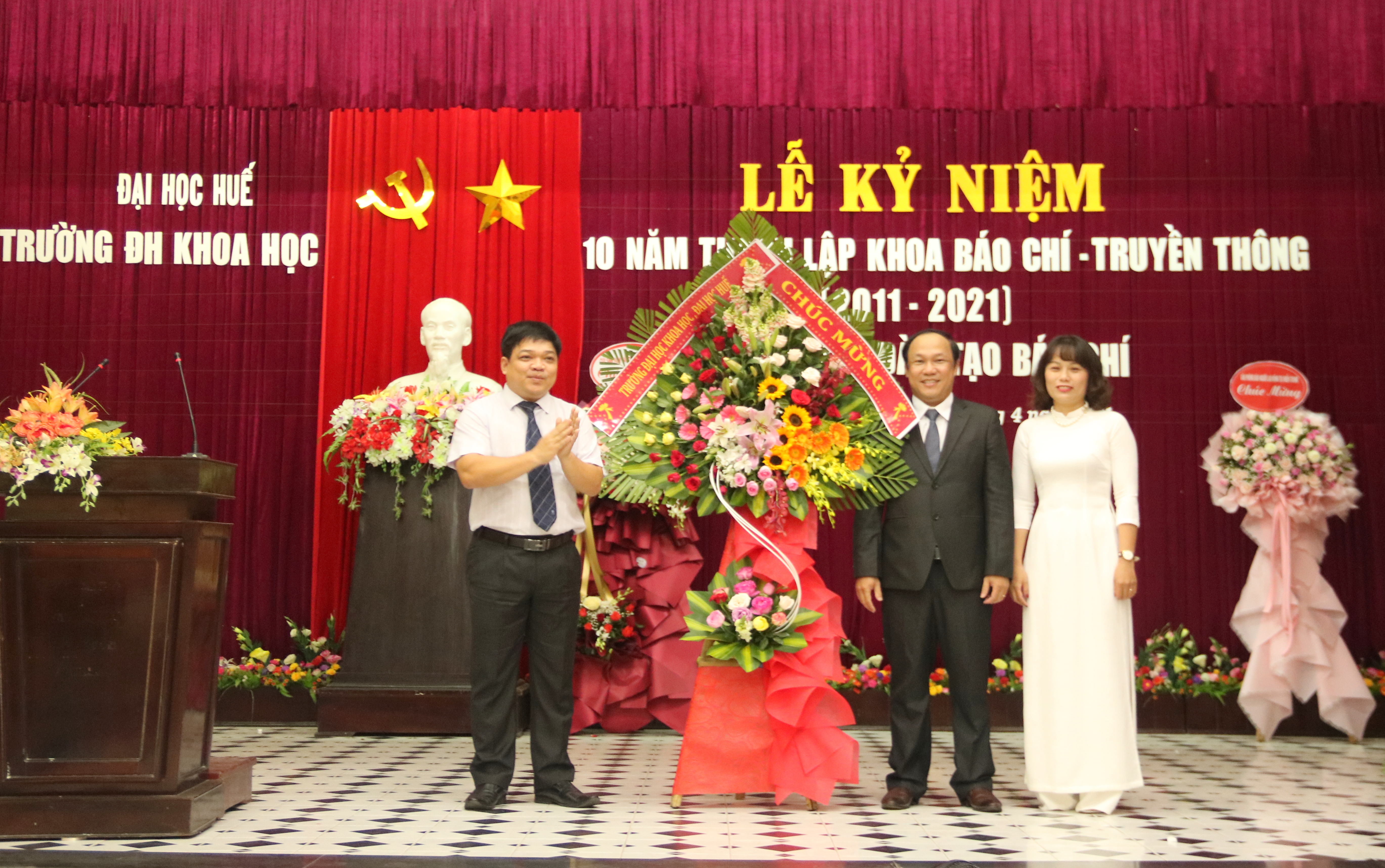Kỷ niệm 10 năm thành lập Khoa Báo chí – Truyền thông