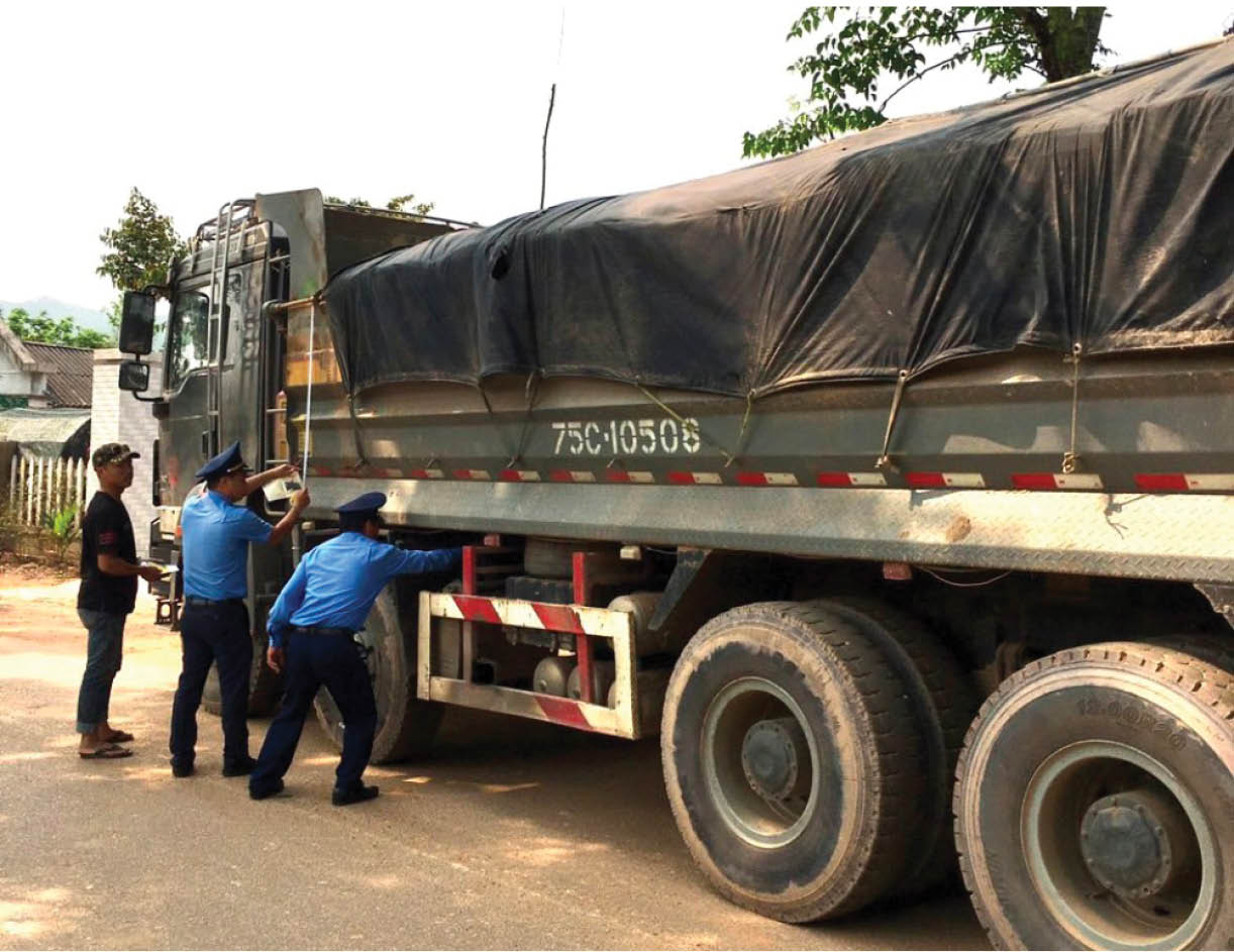 Xử lý xe quá tải, quá khổ Kết hợp nhiều giải pháp