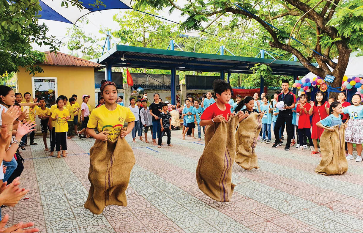 Bình yên nơi sân trường