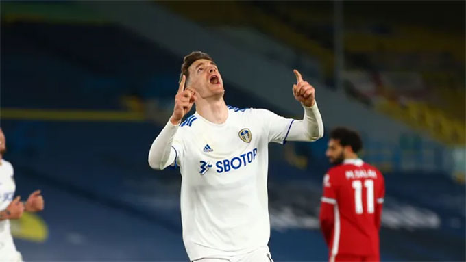 Bị gỡ hòa ở phút cuối, The Kop lỡ hẹn với Top 4