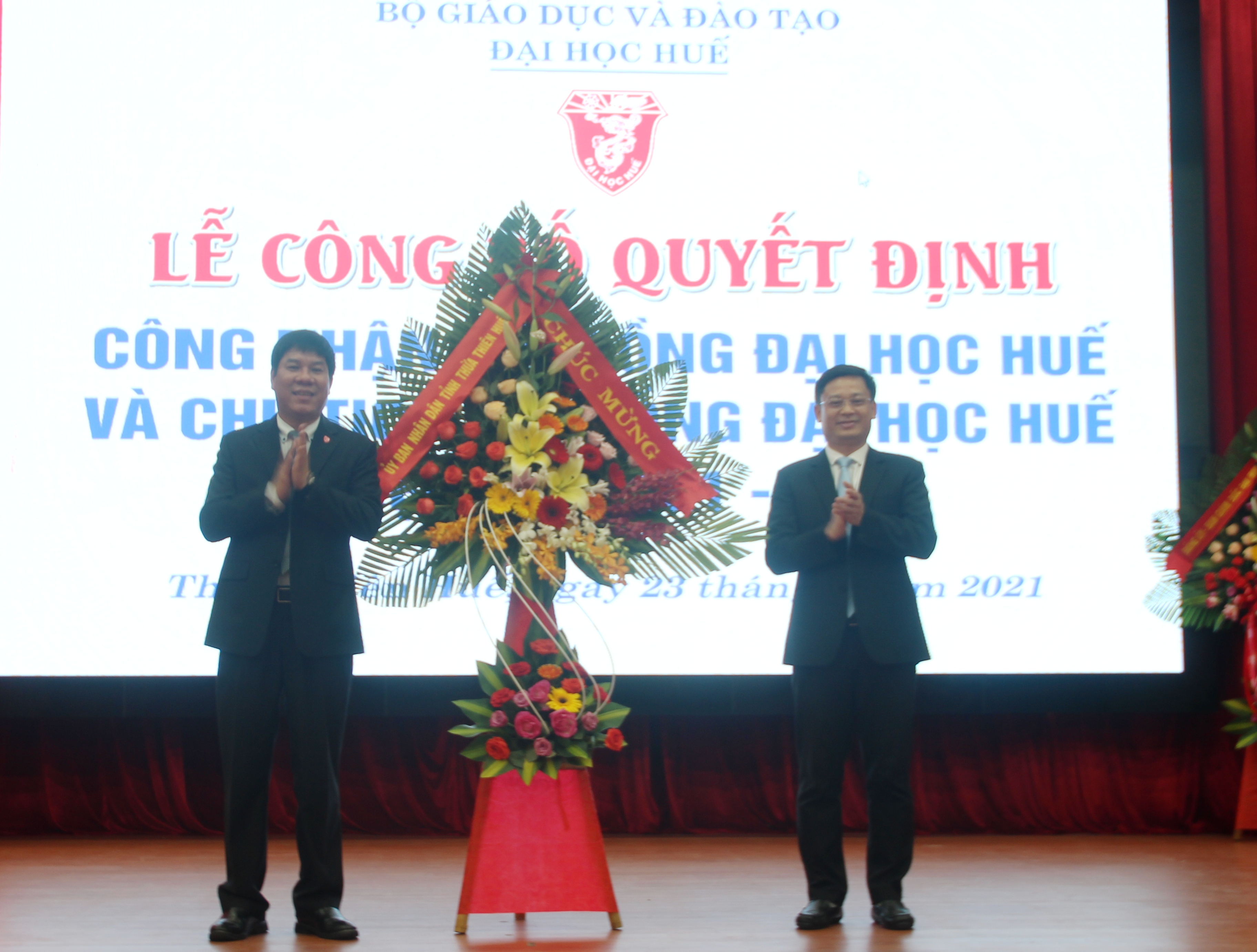 Công bố quyết định Công nhận Hội đồng Đại học Huế