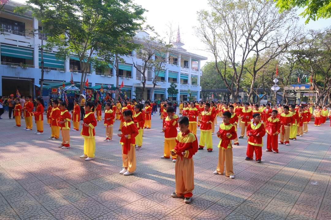 Dạy học theo hướng phát triển năng lực và phẩm chất học sinh