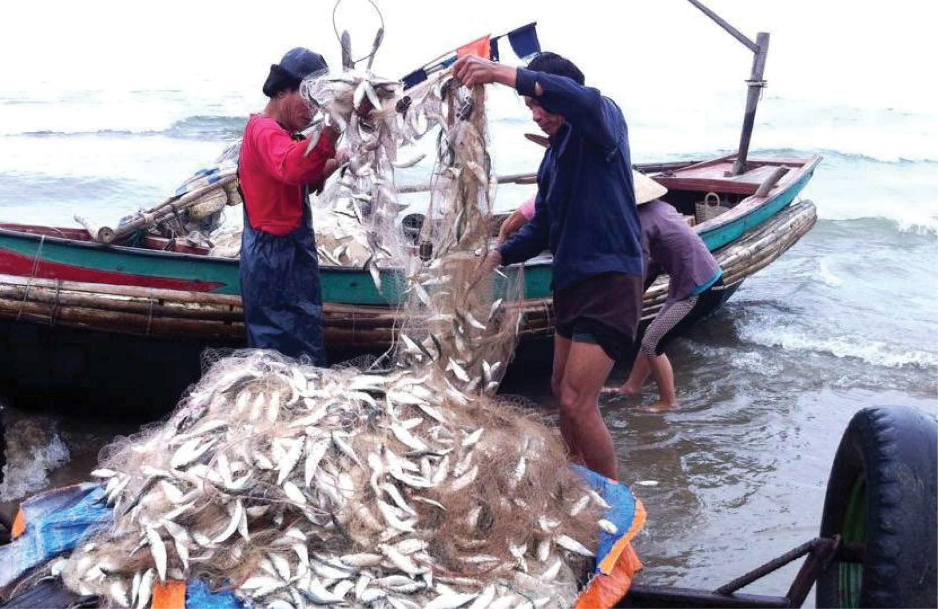 Con nước mặn mòi