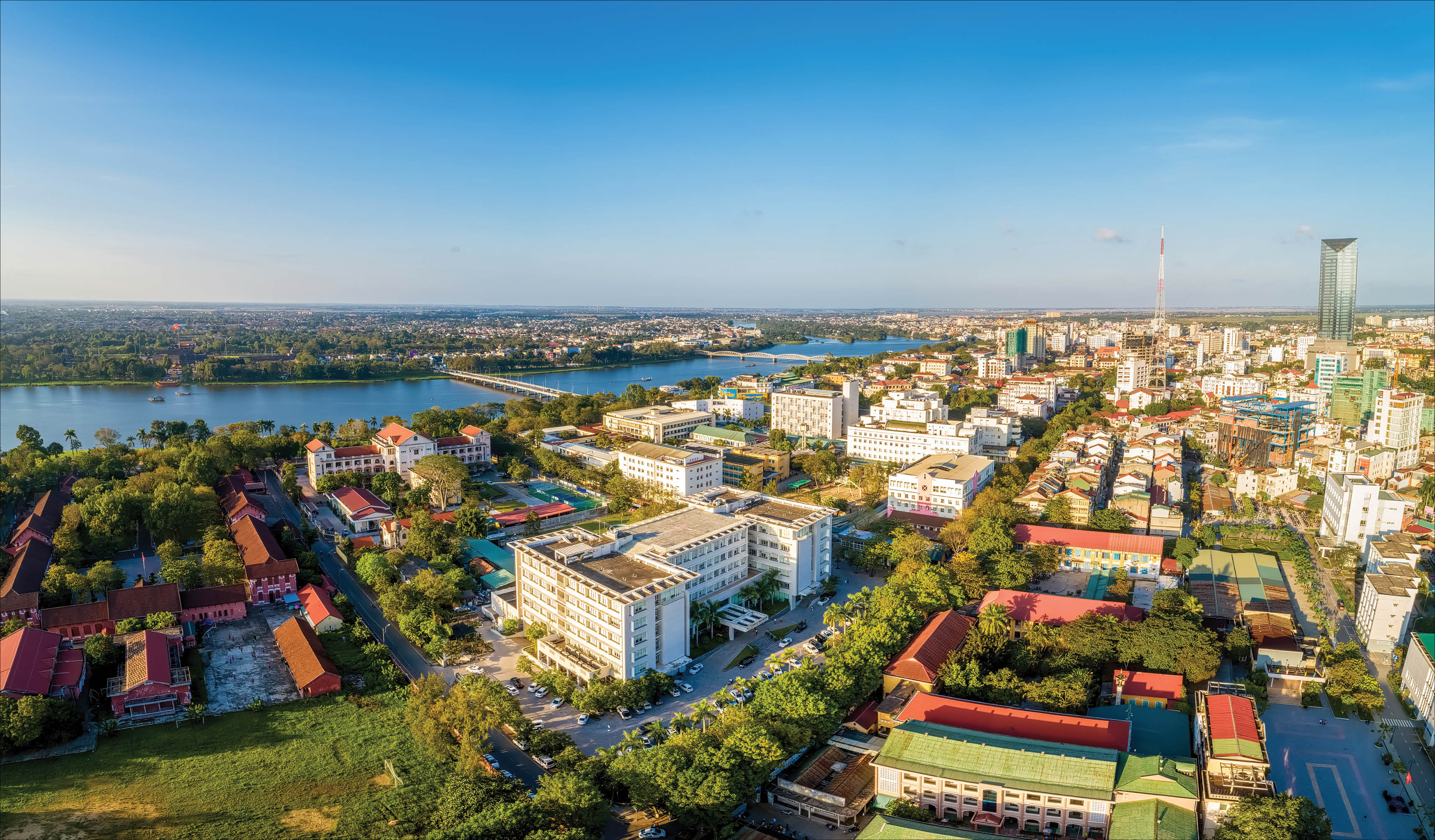 Ưu tiên nào cho hướng mở rộng thành phố Huế