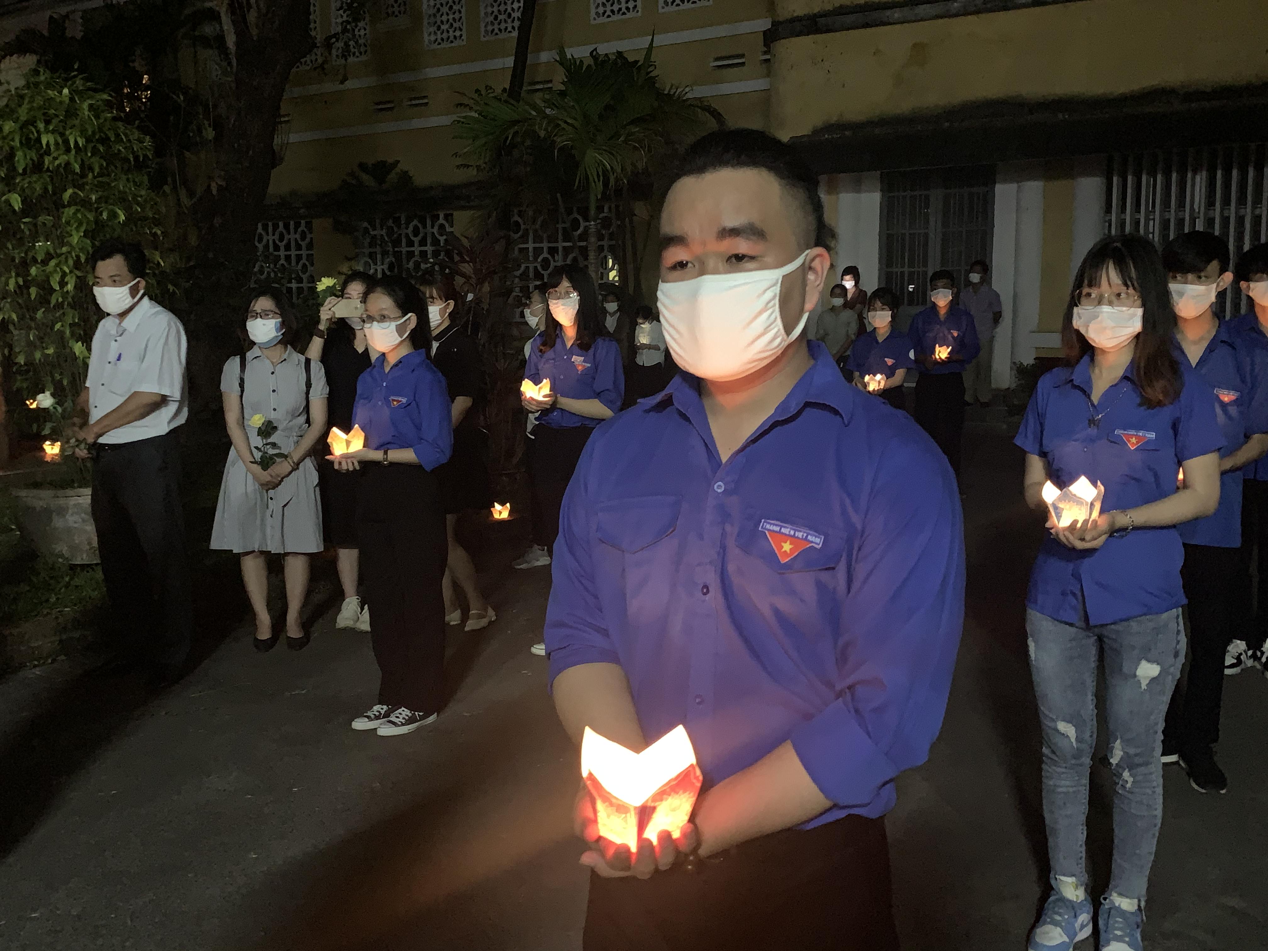 Tưởng nhớ sinh viên Nguyễn Văn Nhã quên mình cứu bạn