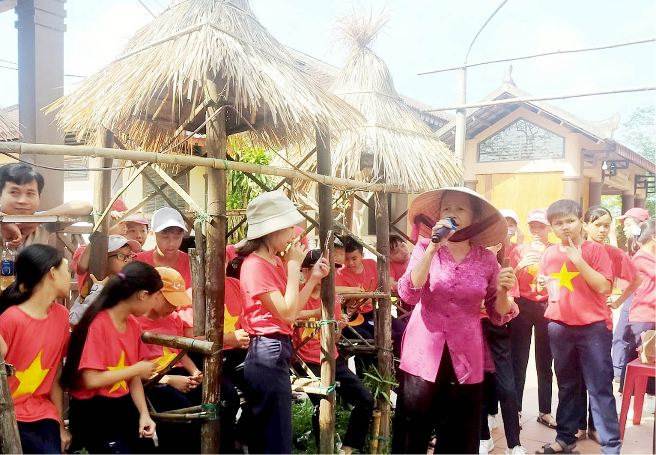 Landtour - mô hình khả thi trong phát triển du lịch cộng đồng