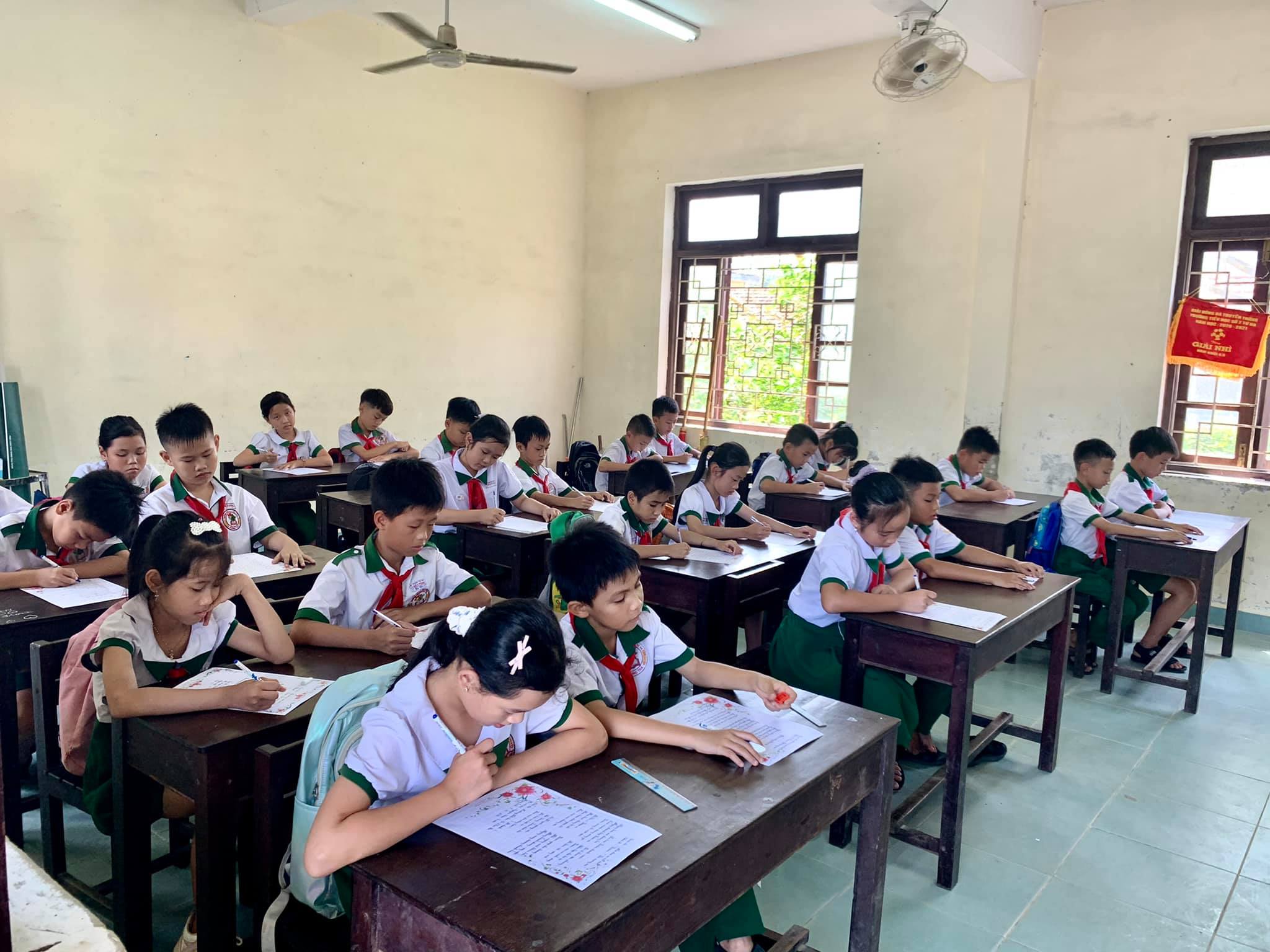Sẽ kết thúc năm học trước ngày 11 5