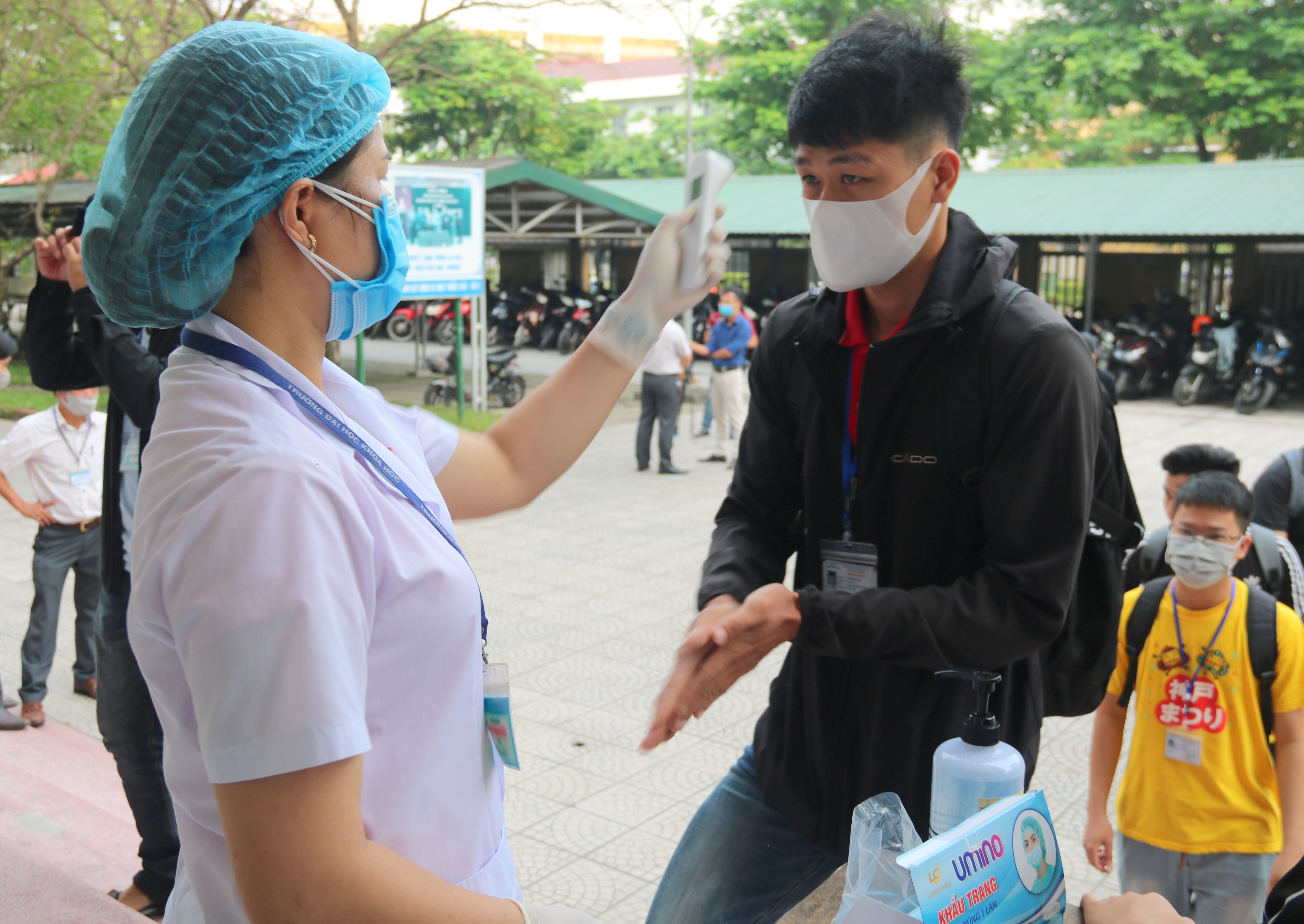 Sinh viên Đại học Huế tiếp tục học trực tuyến đến 15 5