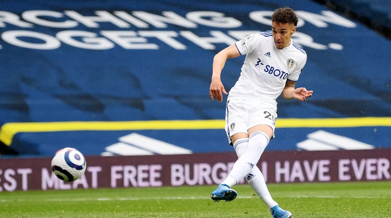 Bại trận trước Leeds, Gà trống gần như hết cửa dự Champions League