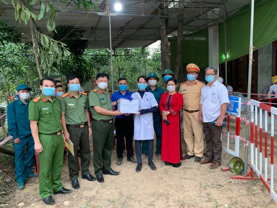 Gấp rút phối hợp, thành lập thêm các tổ, chốt kiểm soát dịch