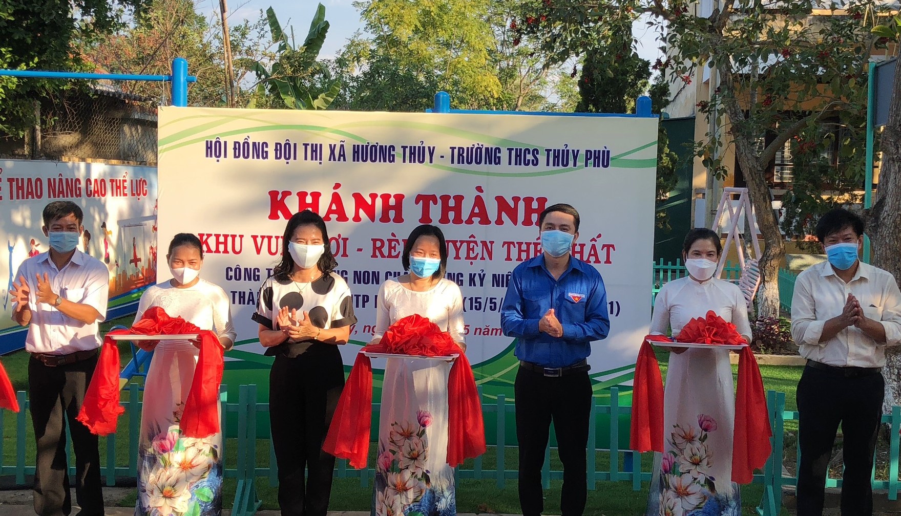 Khánh thành khu vui chơi kết hợp rèn luyện thân thể cho học sinh Hương Thủy