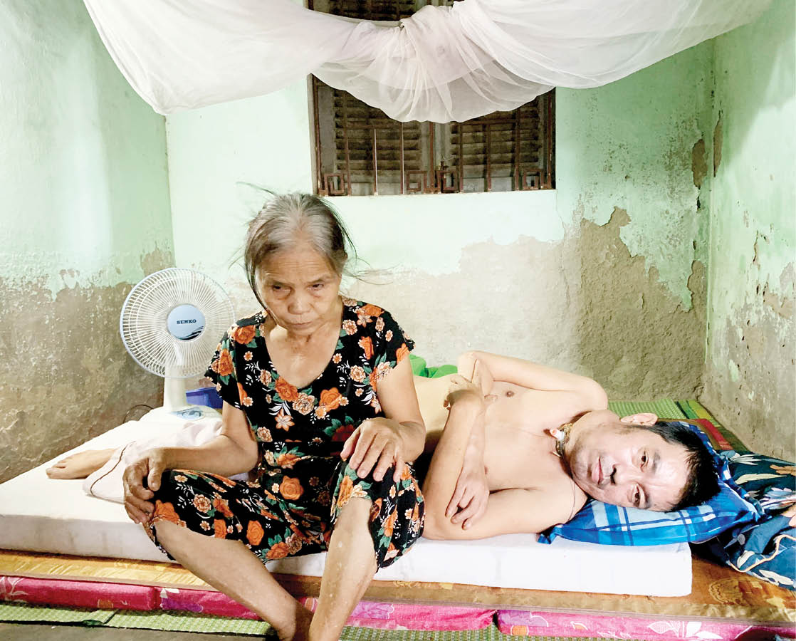 Cần những tấm lòng hỗ trợ anh Xuân qua cơn ngặt nghèo