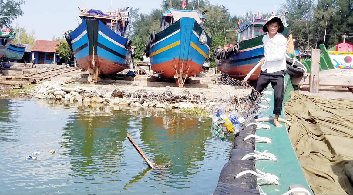Tẩy chay đồ dùng một lần khó phân hủy để ngăn rác thải nhựa
