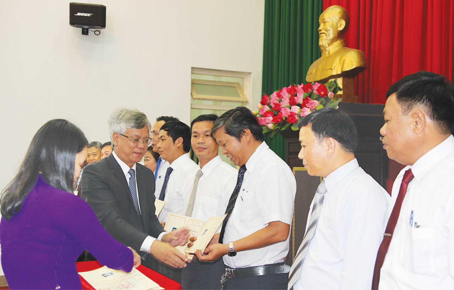 Đào tạo, nâng cao trình độ cán bộ công chức Từ thực tiễn cơ sở