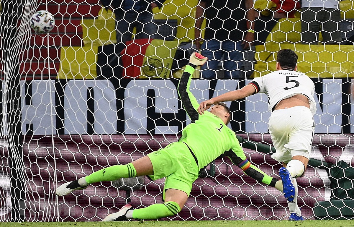 Thi đấu bế tắc, tuyển Đức bại trận trước Pháp ở bảng tử thần