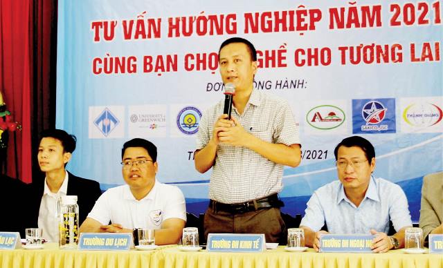 Sức hút từ nhóm ngành quản trị kinh doanh