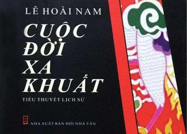 Kỳ ảo  “sòng phẳng với lịch sử”