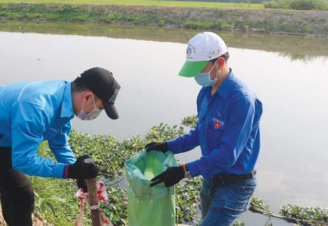 Tuổi trẻ xung kích xây dựng nông thôn mới