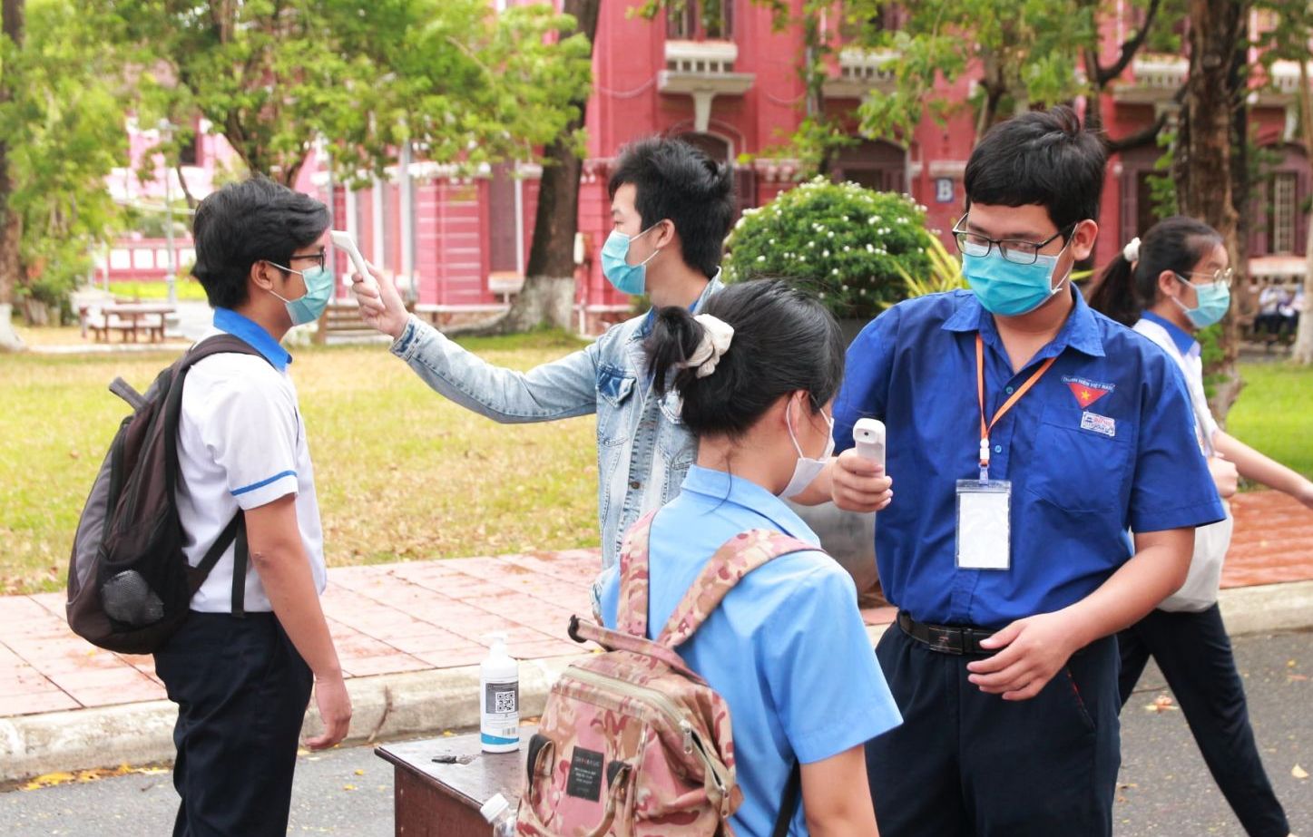 Chấn chỉnh tình trạng kéo dài thời gian trả học bạ cho học sinh lớp 9