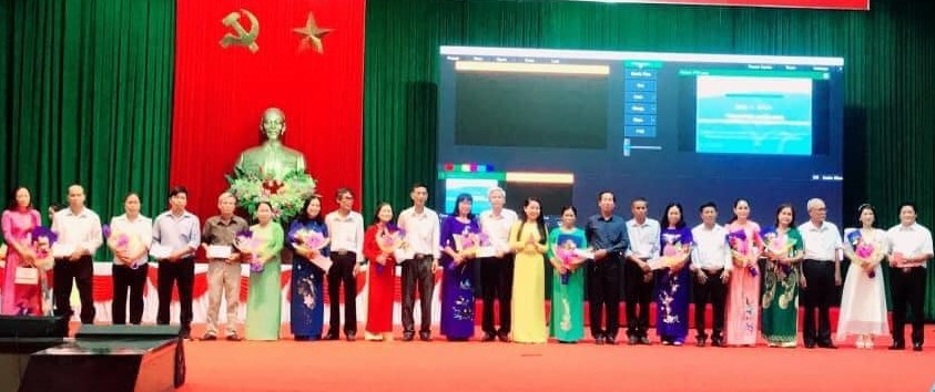 Dạy con trưởng thành thời kỳ 4 0