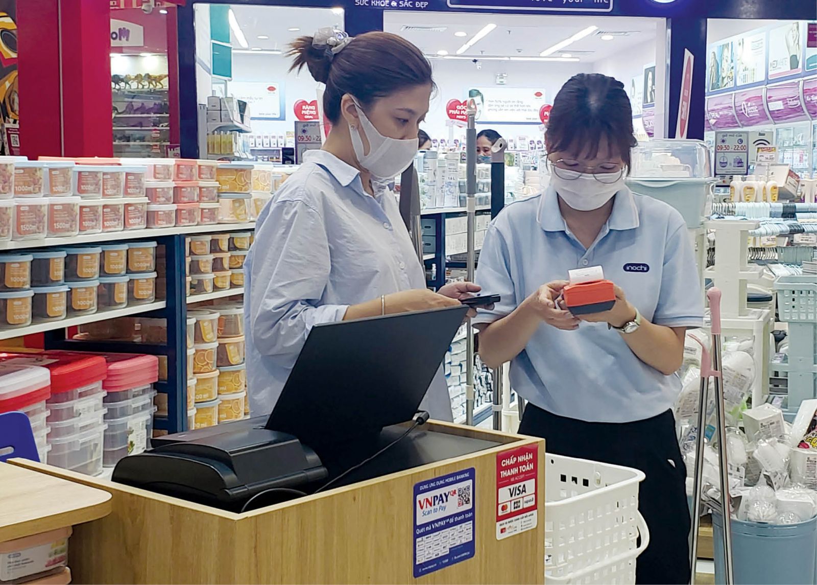 Free and reduced banking charge, encouraging cashless transaction