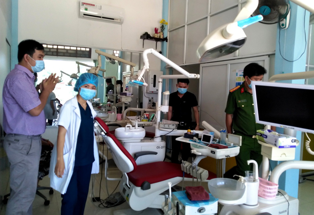 Phong Điền Kiểm tra công tác phòng chống dịch ở các cơ sở y tế tư nhân