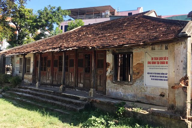 Còn “nợ” tiền nhân