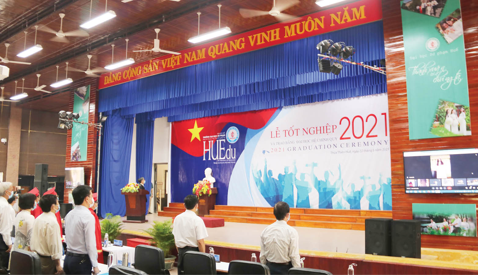 Để sinh viên tốt nghiệp đúng hạn và an toàn