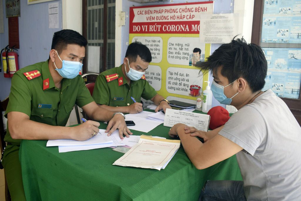 Phạt 7,5 triệu đồng tài xế vi phạm các quy định phòng chống dịch