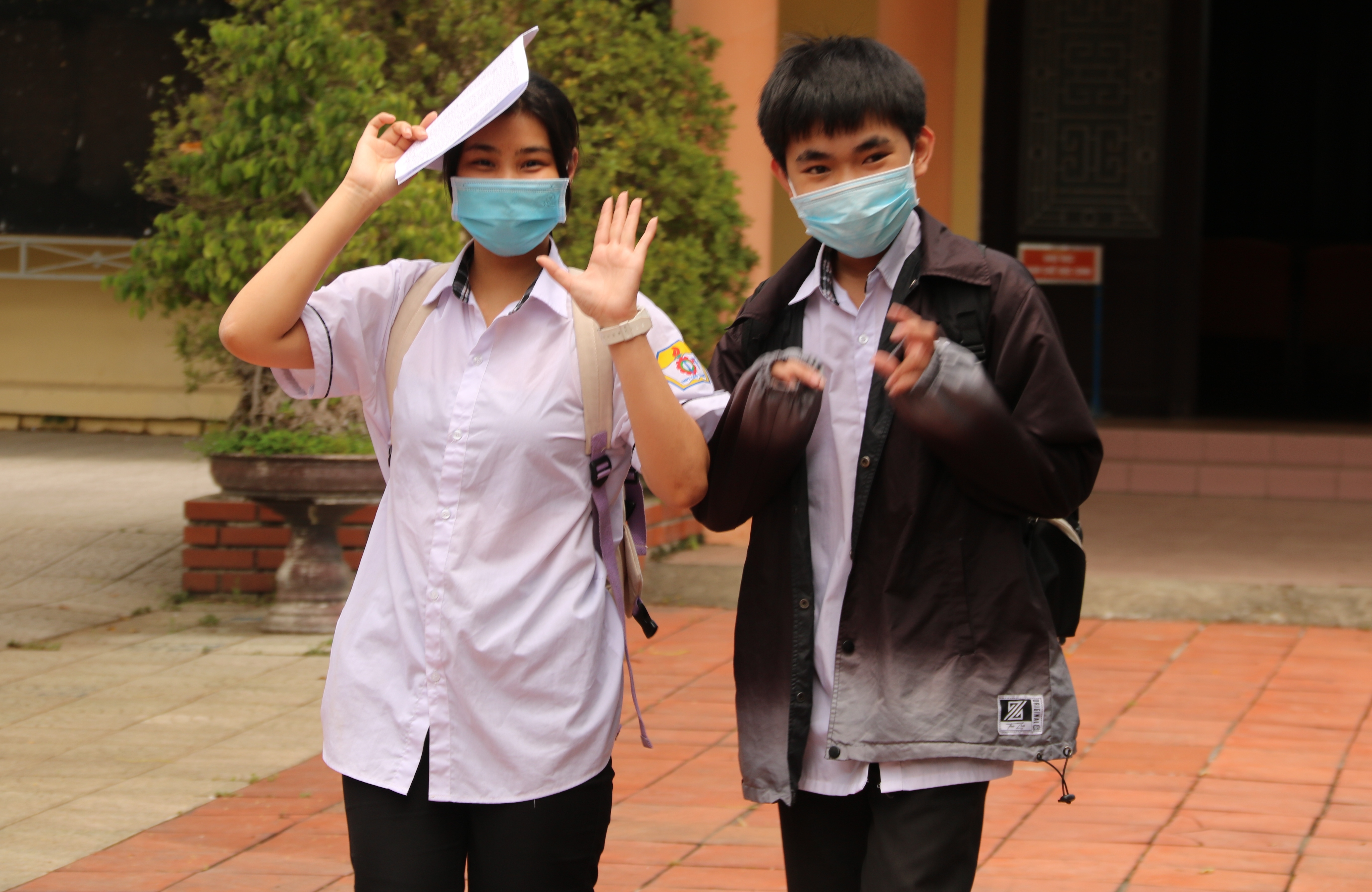 Đề thi các môn khoa học tự nhiên có tính phân hóa cao