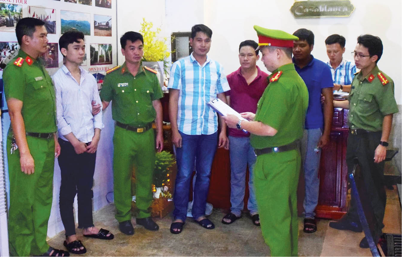 Lập chiến công trên các mặt trận