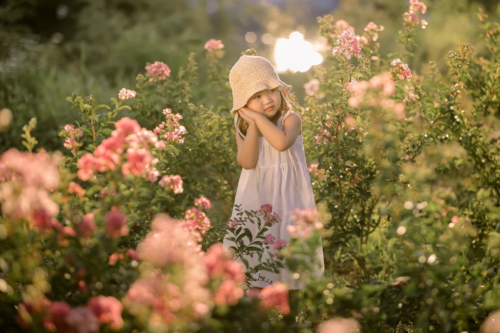 Flowering season by the river