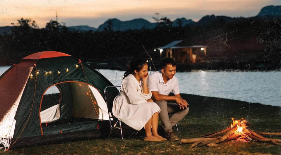 Cắm trại bên dòng sông A Sáp