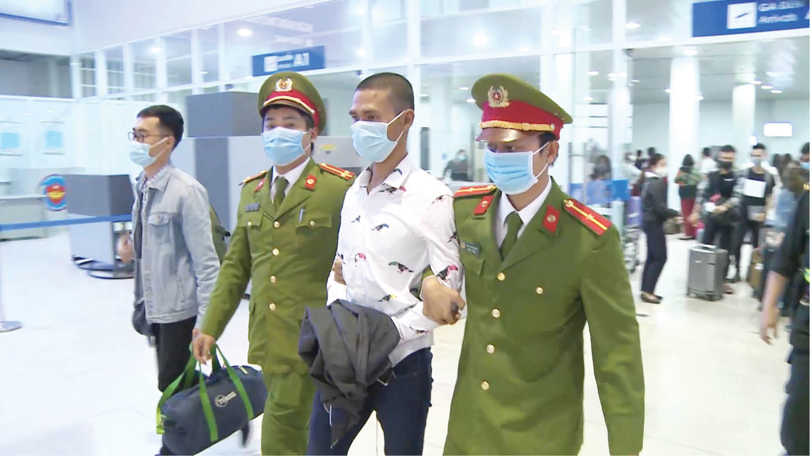 Dựa vào dân để phá án