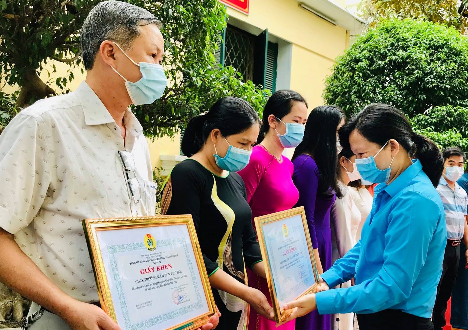 Tuyên dương 24 tập thể xuất sắc trong hoạt động công đoàn