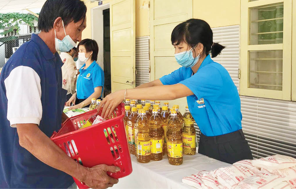 Hoạt động công đoàn thích ứng mùa dịch