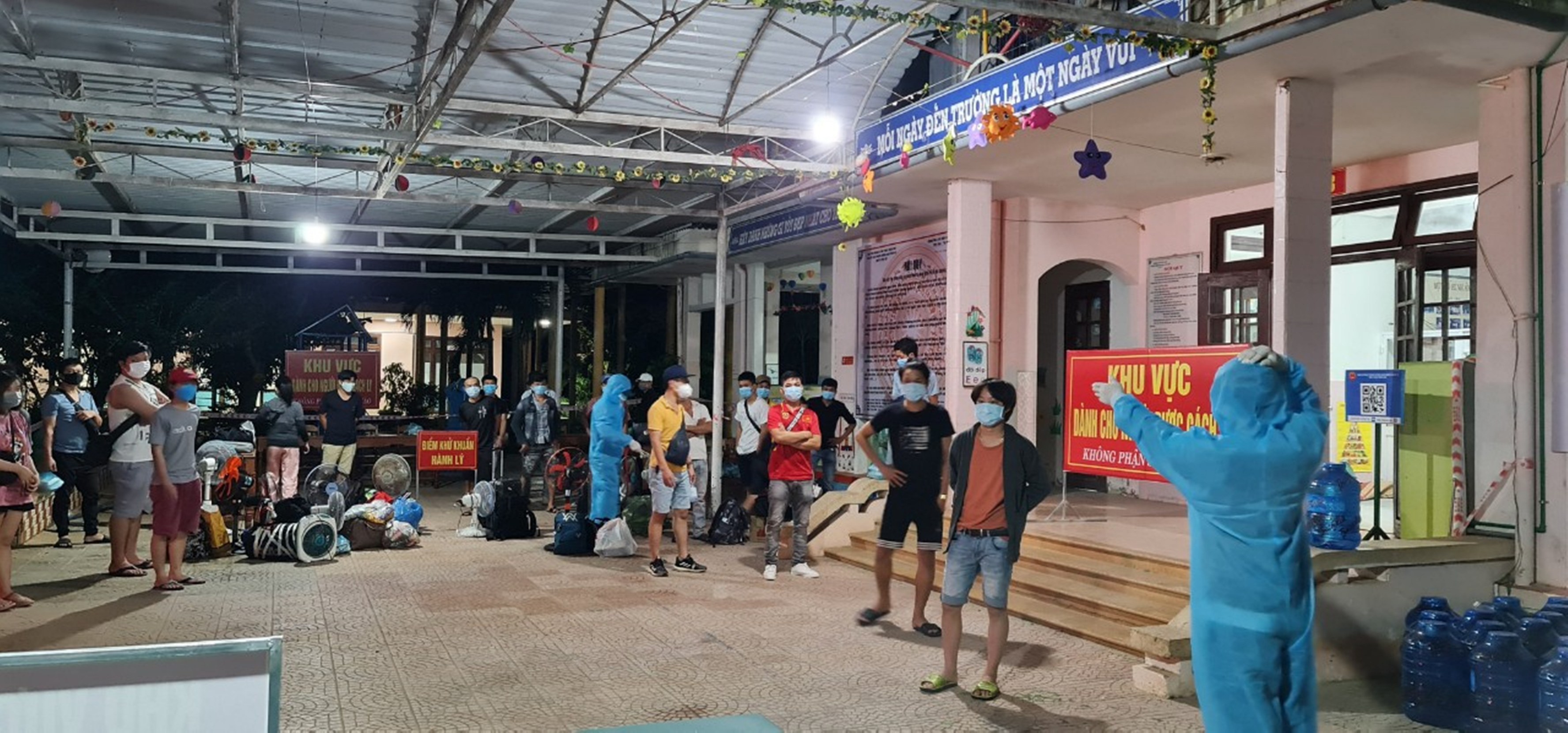 Kích hoạt khu cách ly mới, đón công dân từ vùng dịch về