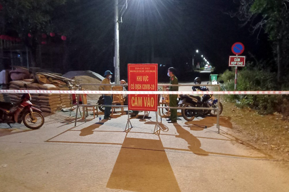 Phát hiện ca nghi nhiễm COVID-19 trong cộng đồng tại huyện Phong Điền