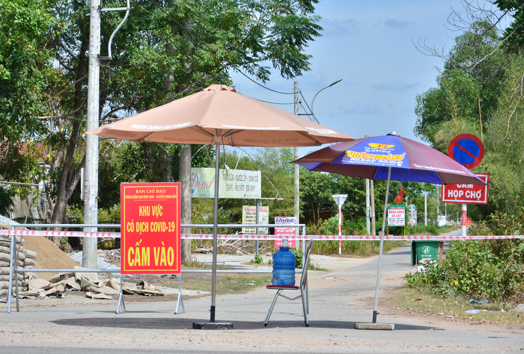 Giãn cách xã hội thị trấn Phong Điền để phòng chống dịch bệnh