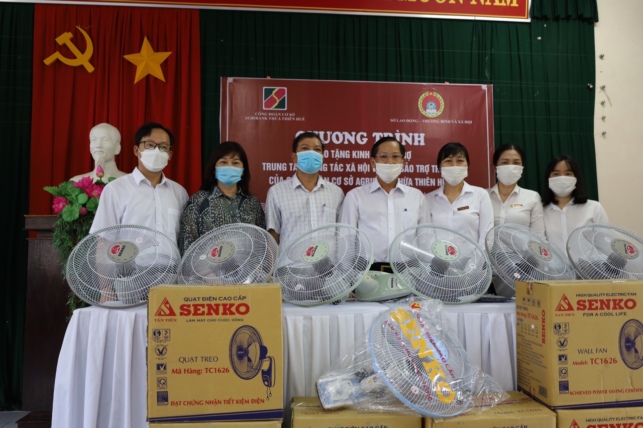 Hỗ trợ 70 triệu đồng cho các trung tâm bảo trợ xã hội