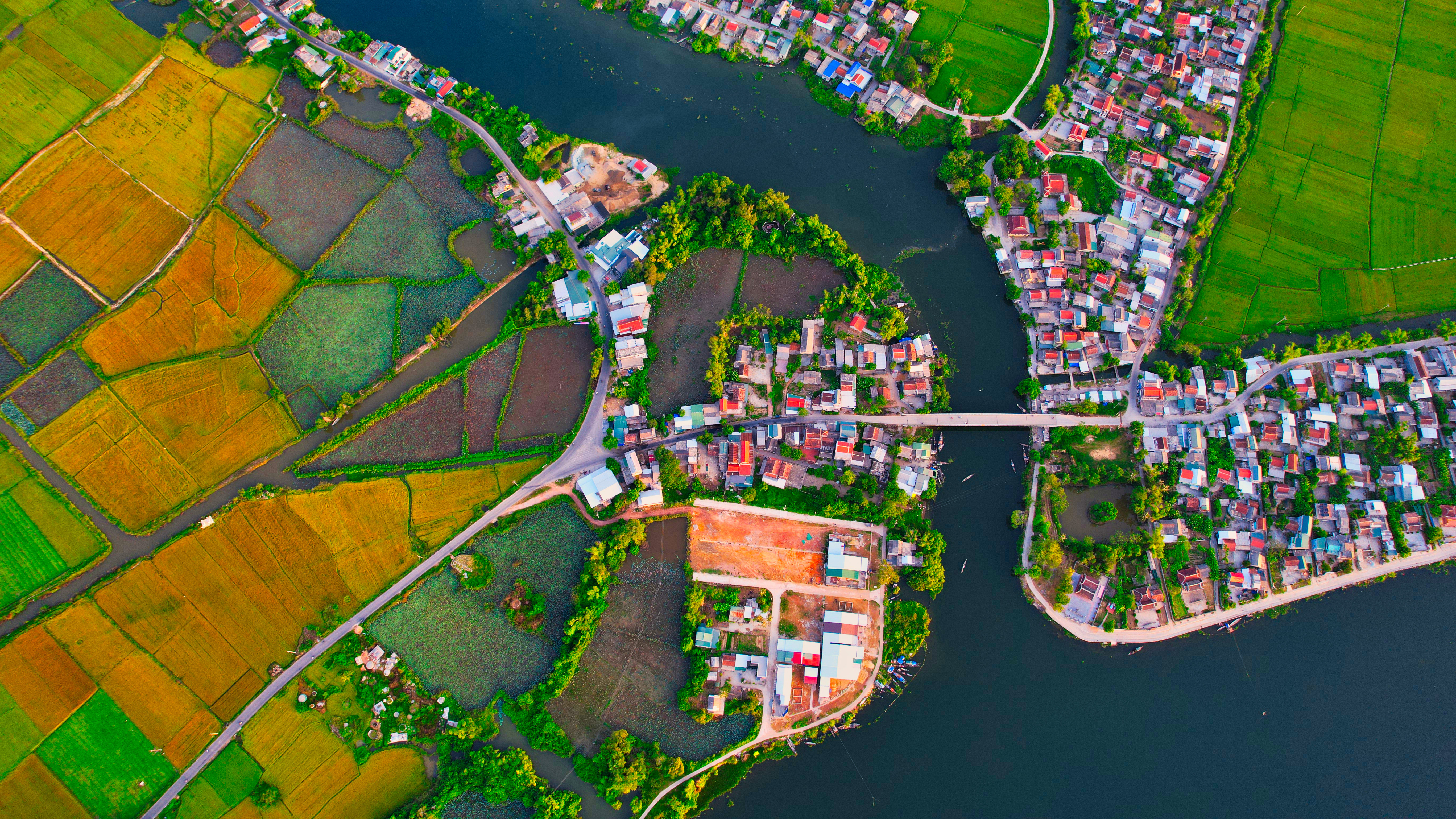 Peaceful Thanh Phuoc ancient village